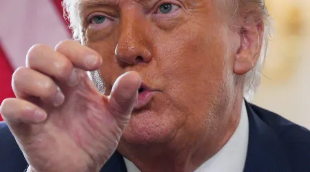 Trump vai dar entre "10 a 12 dias" até aplicar sanções a Moscovo