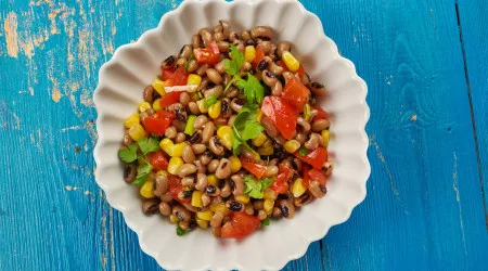 Receitas de verão: Três saladas rápidas com feijão-frade