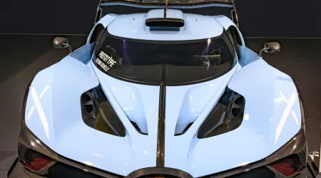 Bugatti anuncia lançamento e promete "próximo capítulo da arte automóvel"