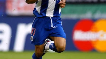Derlei elogia "legado" de Jorge Costa no FC Porto: "Um líder"