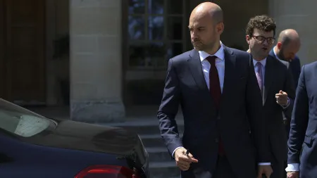 França saúda "decisão corajosa" do Líbano de desarmar o Hezbollah