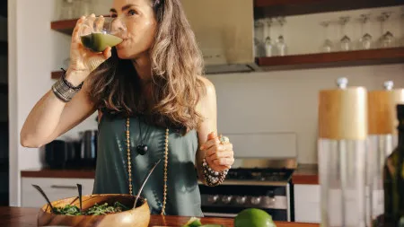 A fruta que maiores de 50 anos devem comer mais, segundo neurologista