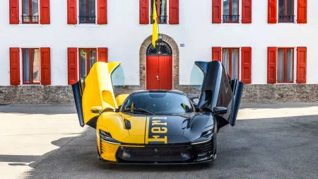 Este Ferrari foi vendido por mais de 20 milhões de euros e bateu recorde