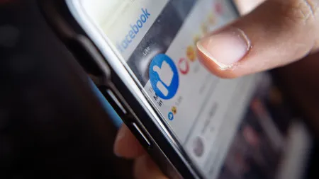 "Facebook moveu-se abertamente numa direção antijornalística, X também"