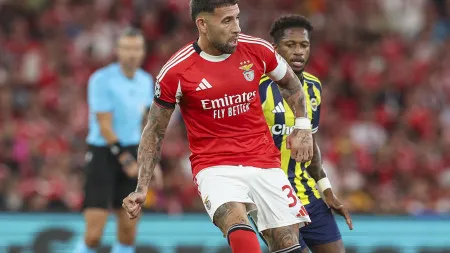 Otamendi com uma mensagem para os adeptos do Benfica: "Classificados"