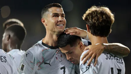 Al Nassr 'reclama' créditos por Cristiano Ronaldo e João Félix na Arménia