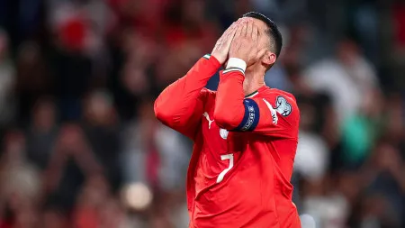 Cristiano Ronaldo falhou penálti na vitória de Portugal e reagiu assim