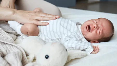 Cólicas no bebé. Causas, sinais e formas de alívio: Pais, não desesperem!