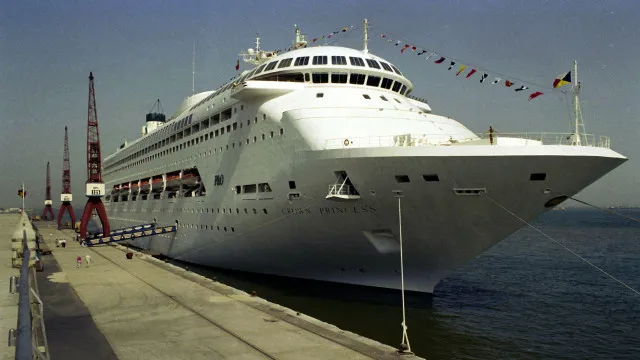 
                    Porto de Lisboa atinge máximo histórico de passageiros e escalas em junho
                