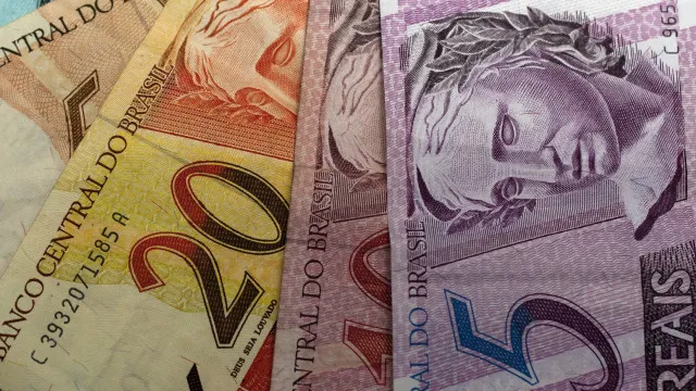 DÃvida bruta do Brasil sobe para 81,9% do PIB