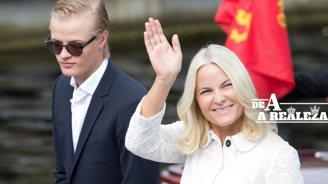 'Sexo, drogas e raves'. Passado assombra princesa da Noruega (e do filho)