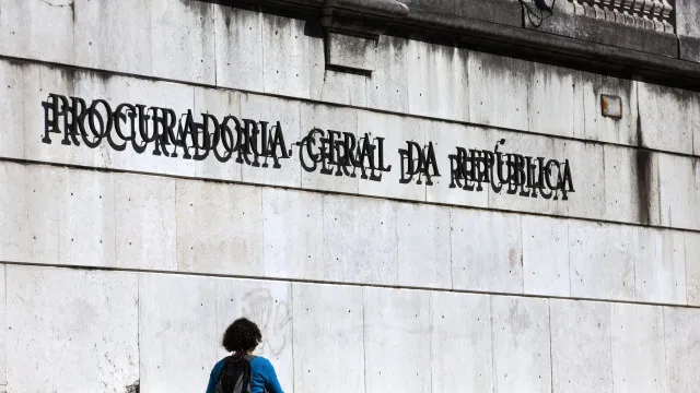 Fraudes com cursos de português para imigrantes denunciadas. MP investiga