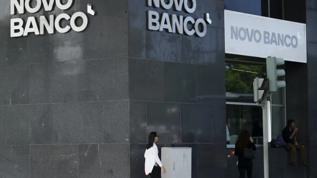 NB? PCP diz que venda é "desfecho de um processo de assalto aos recursos"