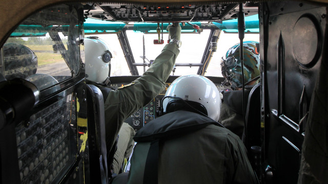 Super Puma francês chega hoje para reforçar dispositivo de combate