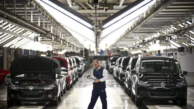 
                    Produção automóvel em Portugal cresce 3,3% até maio
                