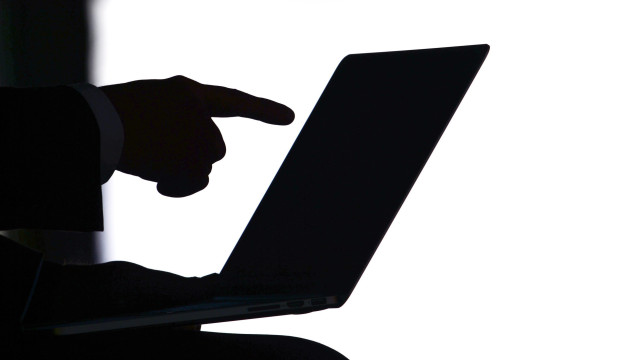 Conselho da União Europeia quer reforçar proteção online de crianças