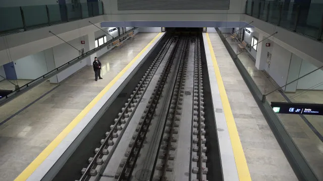 
                    Governo aprova 48 milhões para concluir linha Circular do Metro de Lisboa
                