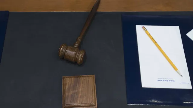 
                    Reforma da Justiça moçambicana é 