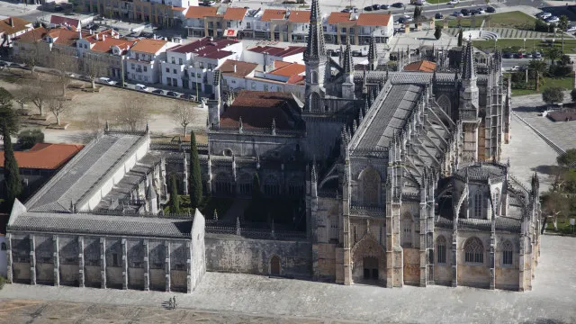 
                    Mosteiro da Batalha recebe música dos EUA e de Inglaterra
                