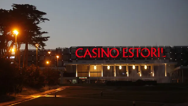 
                    Trabalhadores da Estoril-Sol aprovam 