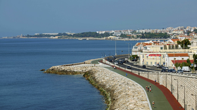 É oficial: Só vai poder circular a 50 km/h na Avenida Marginal em Cascais