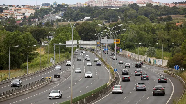 Novo calendário de entrega do IUC em 2027 e 2028 aprovado em votação final