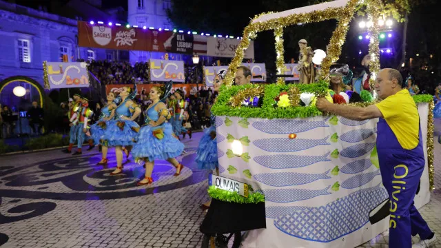 
                    Marchas, concertos e muito mais: Festas de Lisboa com mais de 40 eventos
                