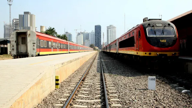Angola com 653 milhões para modernizar linha do Corredor do Lobito