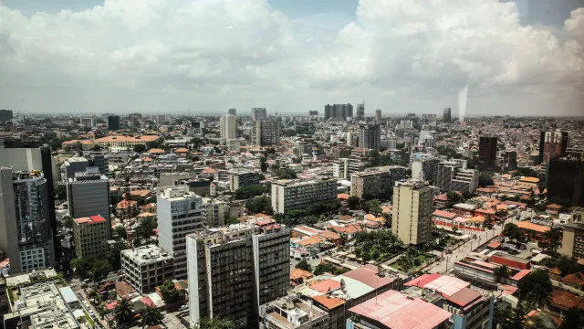 
                    UNITA diz que Angola teve receitas brutas petrolíferas de 8,5 mil milhões
                
