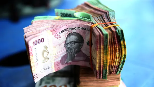 DÃvidas atrasadas do Estado angolano caem 6% no primeiro semestre