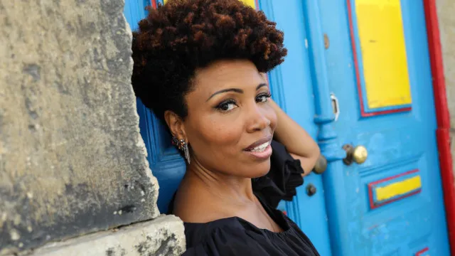 
                    Concerto gratuíto com cantora Lura e baile iluminado nas festas de Aveiro
                