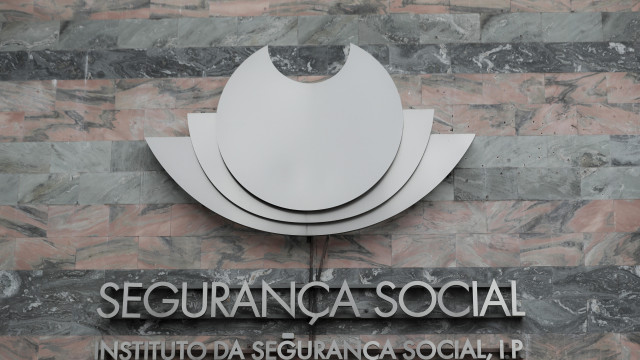 Beneficiários de prestações de desemprego sobem 2% em maio