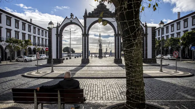 
                    Dia dos Açores celebrado hoje com sessão solene em Ponta Delgada
                