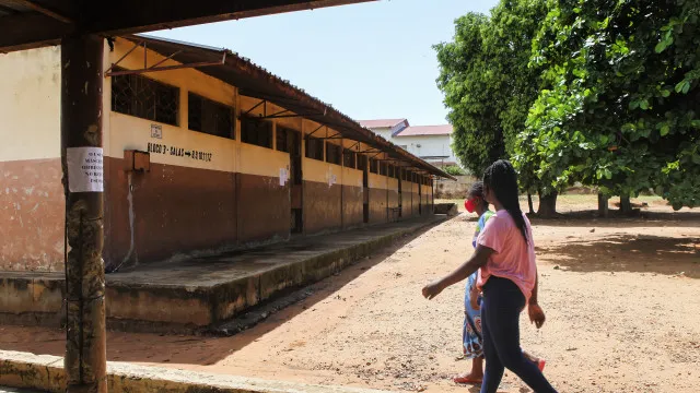 
                    Maputo espera 10.000 alunos diários no arranque do transporte escolar
                