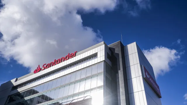 
                    Lucros do Santander Totta caem 10% para 242 milhões no 1.º trimestre
                