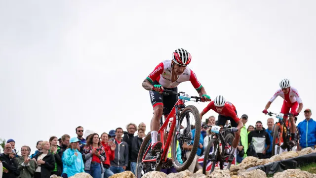 
                    Ricardo Marinheiro medalha de bronze mundial em cross-country eliminação
                