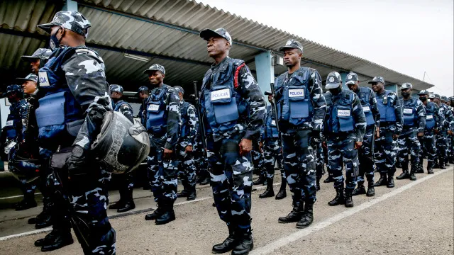 
                    Angola. Mais de 200 detidos em operação contra exploração ilegal de ouro
                
