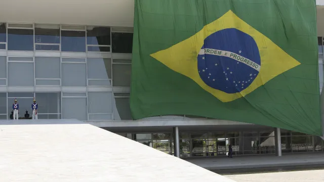 Brasil em perÃodo de defeso eleitoral e Lula terÃ¡ de restringir agenda