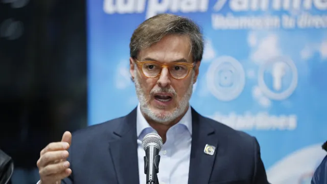 Caracas nomeia representante nos EUA como ministro para o exterior