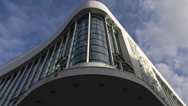 
                    Festival de cinema Porto Femme com 128 filmes e foco temático no trabalho
                