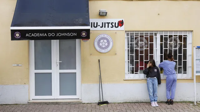 
                    Tertúlia de mulheres africanas na Academia do Johnson
                