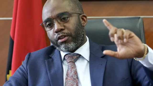 Angola defende cooperação com Portugal centrada no investimento produtivo