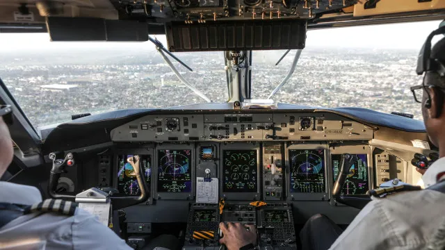 
                    Moçambicana LAM reprograma voos no sul por constrangimentos operacionais
                