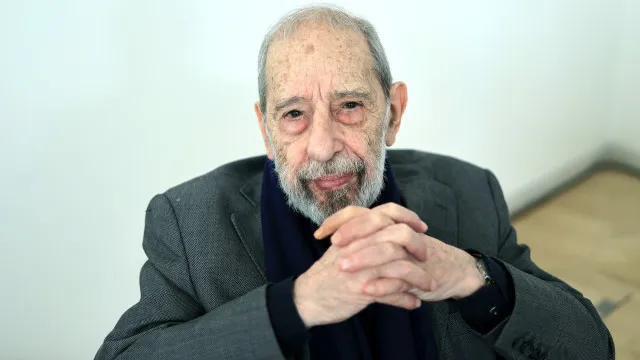 
                    Exposição sobre Álvaro Siza abre no Canadá esta semana
                