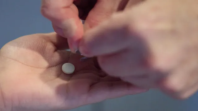 
                    Utentes apelam a médicos para que receitem novos genéricos para diabetes
                