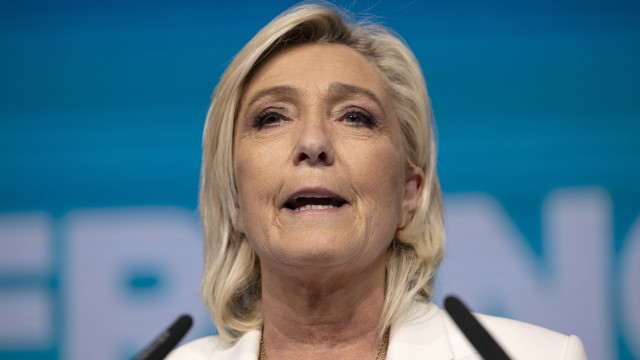 Marine Le Pen afirma que está pronta para governar França