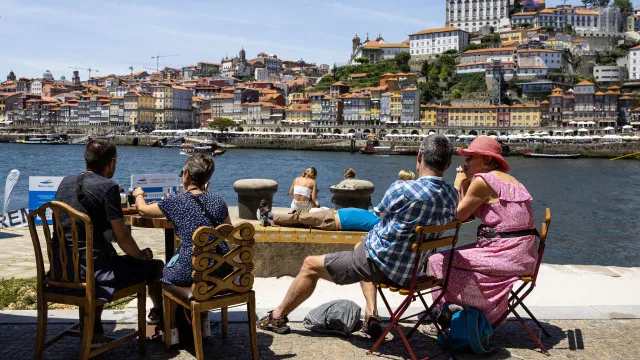 "Cada turista tem de pagar mais pelos dias que passa em Portugal"