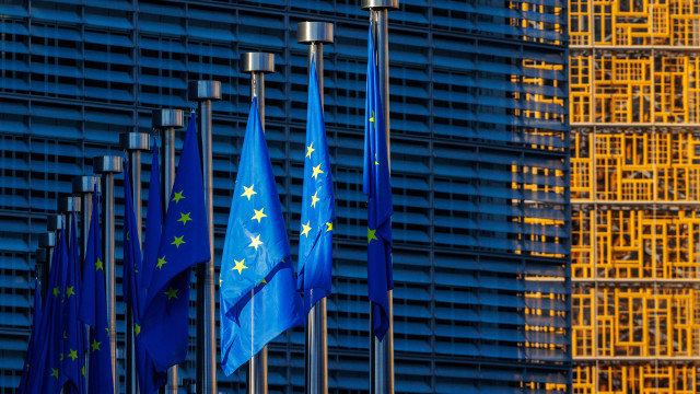 Conselho da UE anuncia aprovação de acordo comercial com Mercosul