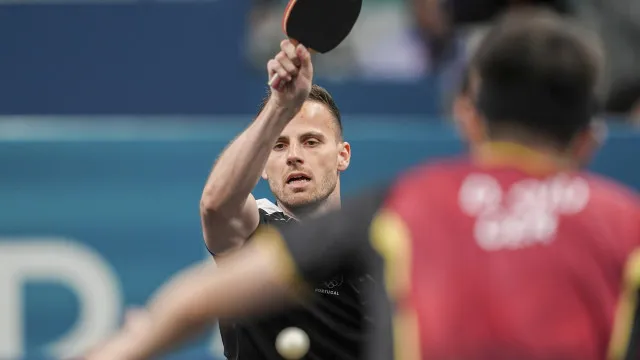 
                    Tiago Apolónia apura-se para as 'meias' do WTT Pristina de ténis de mesa
                