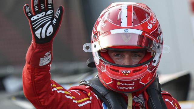 Charles Leclerc conquista quarta 'pole' consecutiva em Baku